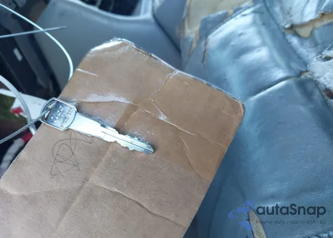 2001 GMC Sierra 2500Hd Sle from USA, damaged, VIN 1GTHK23UX1F100631